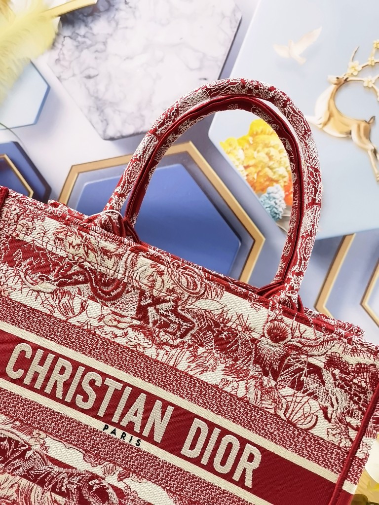 Christian Dior Shopping Bags